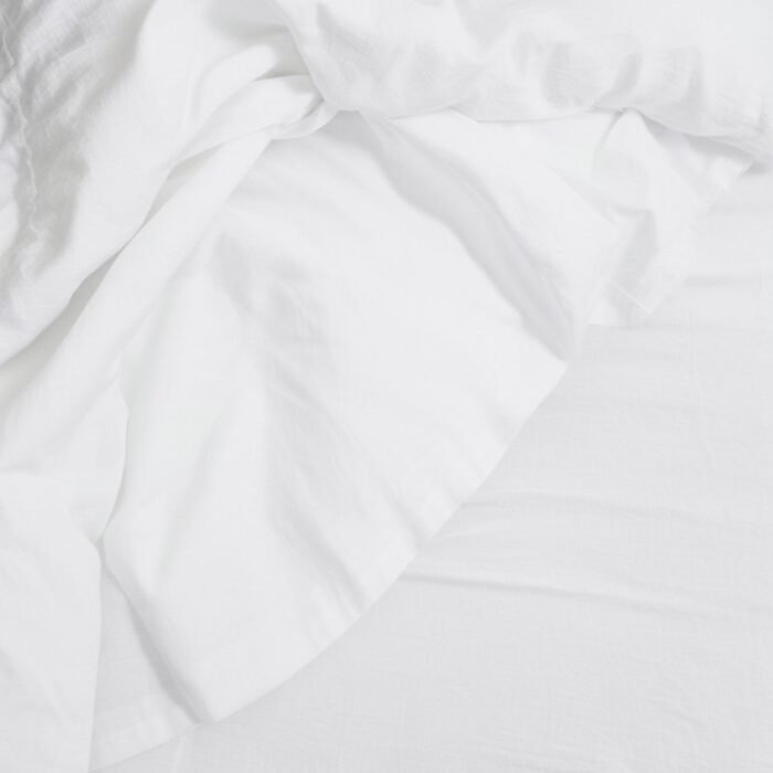 Lniane prześcieradło z obramowaniem - białe