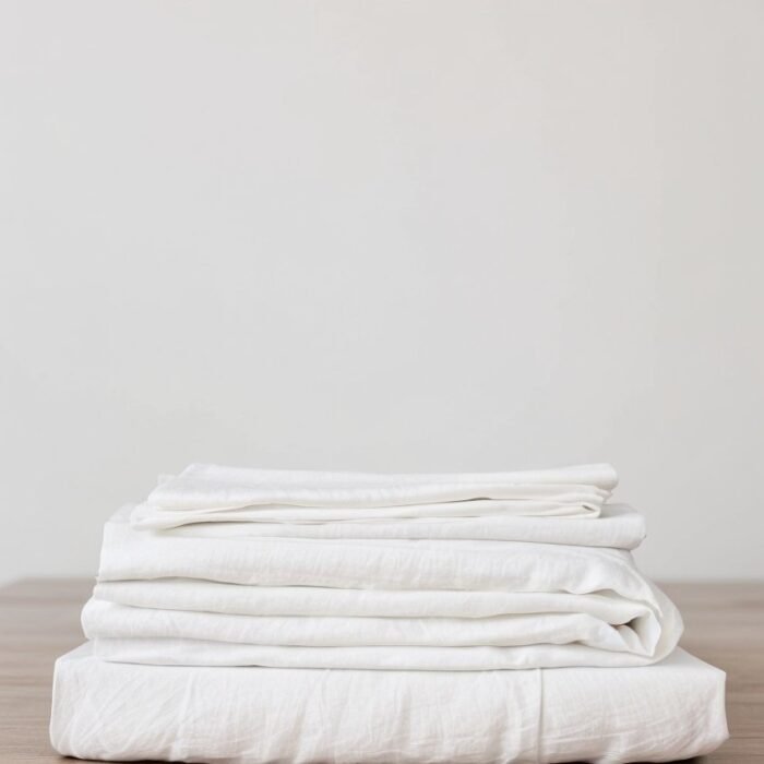 Komplet pościeli lnianej z poszewkami na poduszki - biały