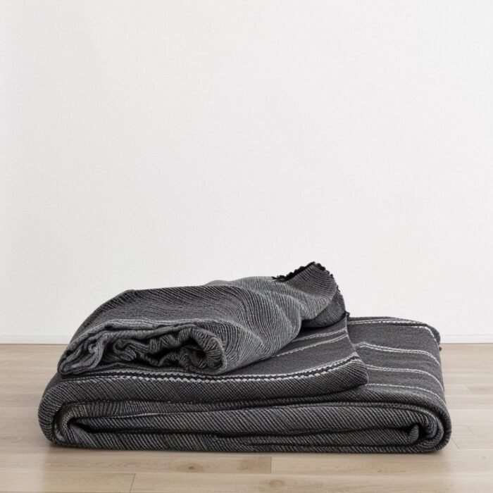 Narzuta na łóżko Mira Linen - Rafa