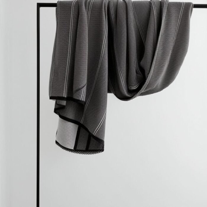 Narzuta lniana Mira - Rafa